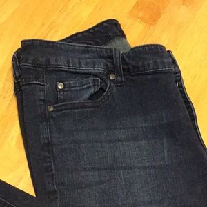 “Denim 24/7” Woman’s size 14W Blue Jeans L@@k